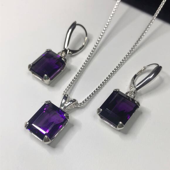 BEAUTIFUL 16.5ctw Emerald Cut Amethyst Earrings & Pendant Necklace Set - Picture 3 of 10